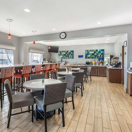 Best Western Club House Inn & Suites Mineral Wells Exteriér fotografie