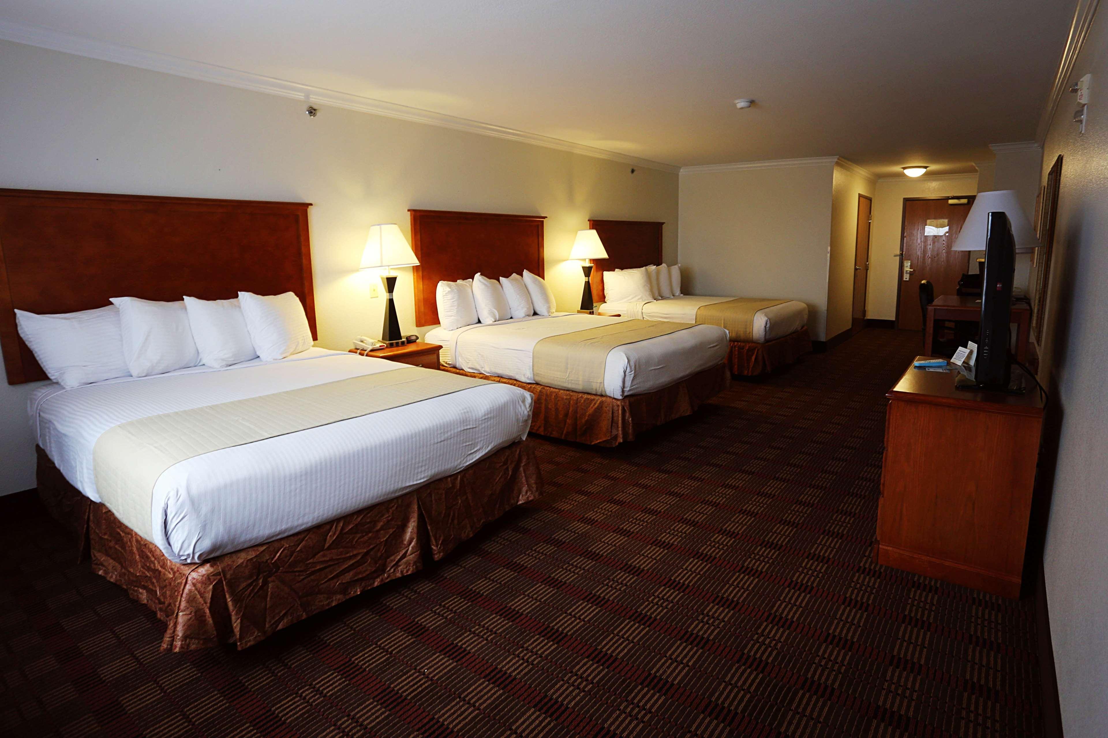 Best Western Club House Inn & Suites Mineral Wells Exteriér fotografie