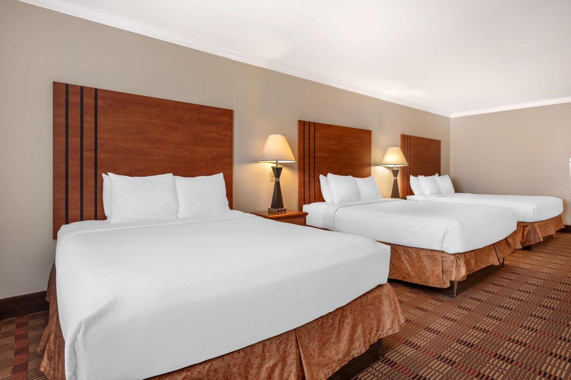 Best Western Club House Inn & Suites Mineral Wells Exteriér fotografie