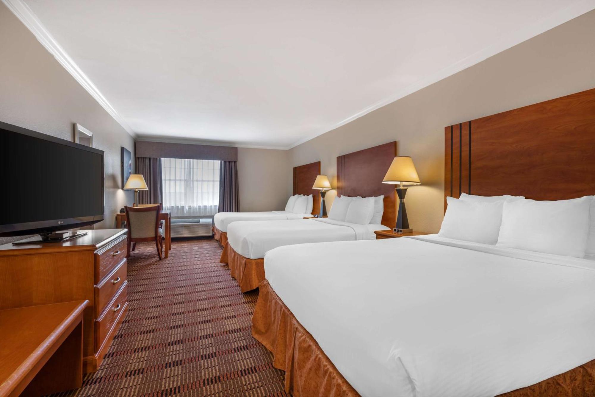 Best Western Club House Inn & Suites Mineral Wells Exteriér fotografie