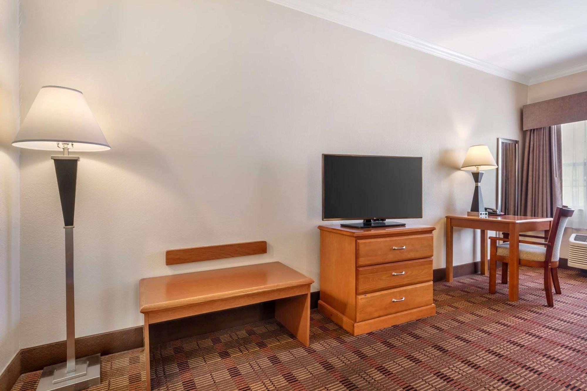 Best Western Club House Inn & Suites Mineral Wells Exteriér fotografie